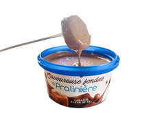 Charger l'image dans la galerie, Fruit trempé dans une fondue au chocolat caramel fleur de sel de la Pralinière