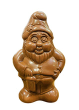 Charger l'image dans la galerie, figurine de nain de jardin en chocolat de paques