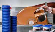 Charger l'image dans la galerie, Fondue au chocolat fabriquées de façon artisanale à la Pralinière