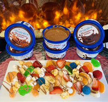 Charger l'image dans la galerie, montage de fondues au chocolat de différentes saveurs avec assiette de fruits frais