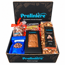 Charger l'image dans la galerie, Boite cadeau de chocolat artisanal pour party halloween de chocolaterie Pralinière