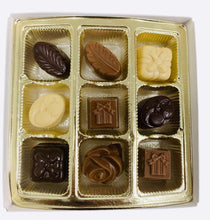 Charger l&#39;image dans la galerie, Boite de chocolat a saveur variée de la chocolaterie la pralinière