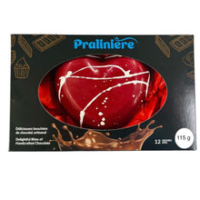 Charger l'image dans la galerie, Coeur en chocolat avec centre fondant de guimauves et biscuit dans une jolie boite cadeau pour Saint-Valentin