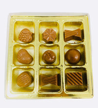 Charger l&#39;image dans la galerie, Chocolat aux fruits à l&#39;intérieure de la boite cadeau 
