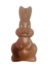 Charger l&#39;image dans la galerie, Plaquette de lapin en chocolat au lait sur boutique en ligne de chocolaterie artisanale de la Pralinière