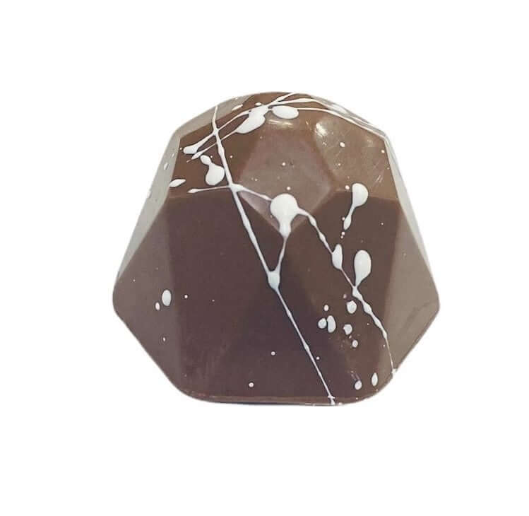 bouchée de chocolat à la guimauve sur chocolaterie en ligne de la Pralinière à ajouter dans une boite de chocolat personnalisée